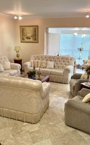 Apartamento para alugar com 190m², 3 quartos e 3 vagas