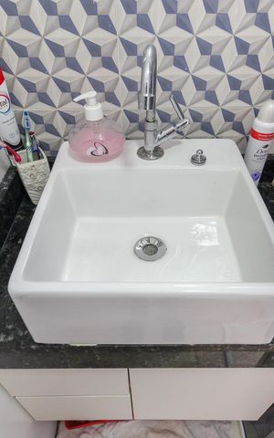 Apartamento à venda com 35m², 2 quartos e sem vaga Apartamento à venda com 35m², 2 quartos e sem vagaBanheiro