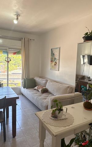 Apartamento à venda com 59m², 2 quartos e sem vaga Apartamento à venda com 59m², 2 quartos e sem vagaSala