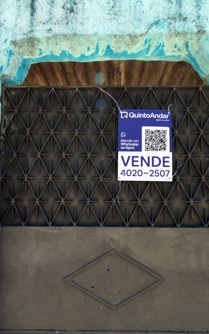 Casa à venda com 300m², 3 quartos e 8 vagasPlaca