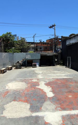 Casa à venda com 300m², 3 quartos e 8 vagasQuintal e Garagem