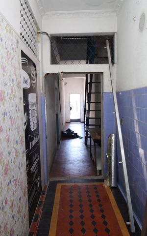 Casa à venda com 300m², 3 quartos e 8 vagasÁrea de Serviço