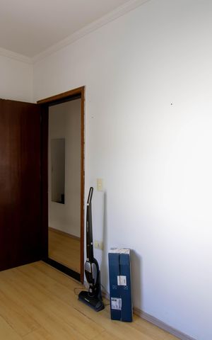 Casa à venda com 280m², 3 quartos e 6 vagas Casa à venda com 280m², 3 quartos e 6 vagasQuarto 3
