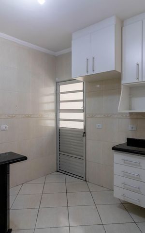 Casa à venda com 280m², 3 quartos e 6 vagas Casa à venda com 280m², 3 quartos e 6 vagasCozinha