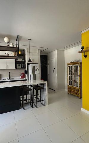 Apartamento à venda com 61m², 2 quartos e 2 vagas Apartamento à venda com 61m², 2 quartos e 2 vagasSala