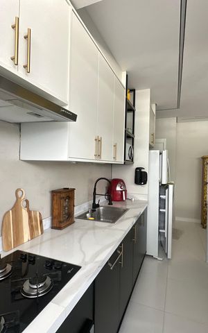 Apartamento à venda com 61m², 2 quartos e 2 vagas Apartamento à venda com 61m², 2 quartos e 2 vagasCozinha