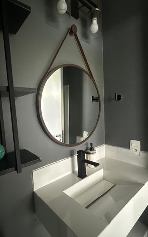 Apartamento à venda com 61m², 2 quartos e 2 vagas Apartamento à venda com 61m², 2 quartos e 2 vagasBanheiro