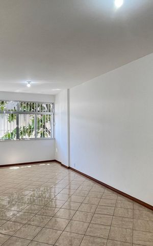 Apartamento para alugar com 90m², 2 quartos e 1 vaga Apartamento para alugar com 90m², 2 quartos e 1 vagaSala