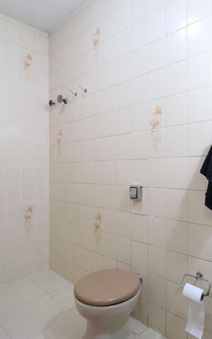 Casa à venda com 130m², 3 quartos e 1 vagaBanheiro