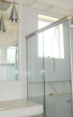 Casa à venda com 300m², 4 quartos e 3 vagasBanheiro