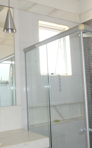 Casa à venda com 300m², 4 quartos e 3 vagasBanheiro