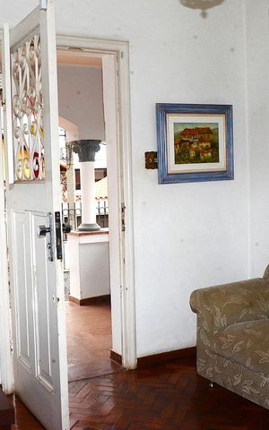 Casa à venda com 300m², 4 quartos e 3 vagasSala 1