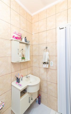 Casa à venda com 120m², 3 quartos e 2 vagasBanheiro 2
