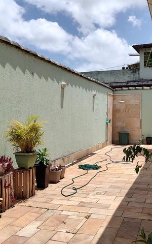 Casa de condomínio para alugar com 198m², 3 quartos e sem vaga Casa de condomínio para alugar com 198m², 3 quartos e sem vagaQuintal
