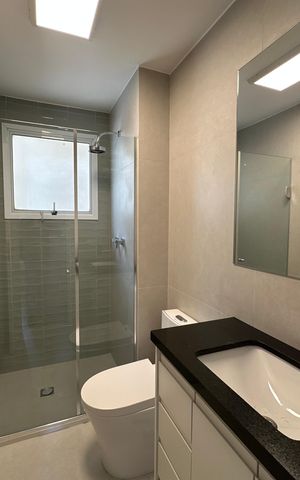 Apartamento à venda com 90m², 3 quartos e 1 vaga Apartamento à venda com 90m², 3 quartos e 1 vagaBanheiro Corredor