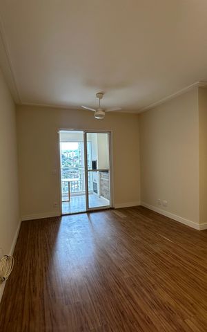 Apartamento à venda com 90m², 3 quartos e 1 vaga Apartamento à venda com 90m², 3 quartos e 1 vagaSala