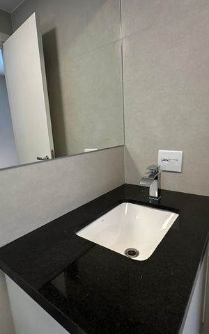 Apartamento à venda com 90m², 3 quartos e 1 vaga Apartamento à venda com 90m², 3 quartos e 1 vagaBanheiro da Suíte