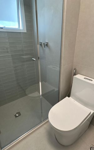 Apartamento à venda com 90m², 3 quartos e 1 vaga Apartamento à venda com 90m², 3 quartos e 1 vagaBanheiro da Suíte
