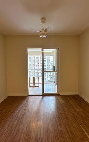 Apartamento à venda com 90m², 3 quartos e 1 vaga Apartamento à venda com 90m², 3 quartos e 1 vagaSala