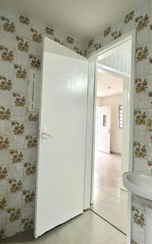 Casa para alugar com 65m², 1 quarto e 2 vagasBanheiro