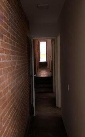 Casa à venda com 240m², 4 quartos e 4 vagas