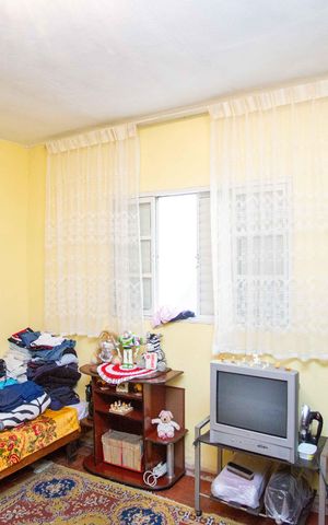 Casa à venda com 60m², 3 quartos e 2 vagasQuarto 2
