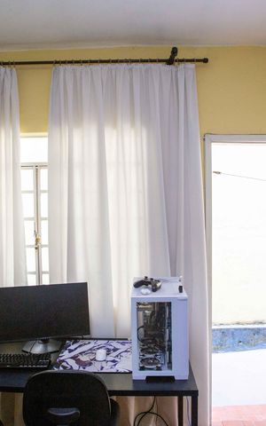Casa à venda com 60m², 3 quartos e 2 vagasSala