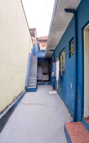 Casa à venda com 60m², 3 quartos e 2 vagasQuintal