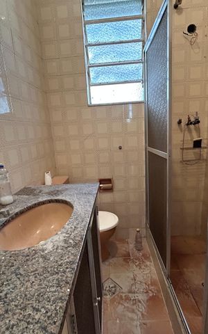 Casa à venda com 46m², 2 quartos e sem vagaBanheiro casa 1