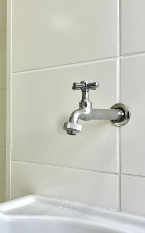Apartamento à venda com 33m², 2 quartos e sem vaga Apartamento à venda com 33m², 2 quartos e sem vagaÁrea de Serviço