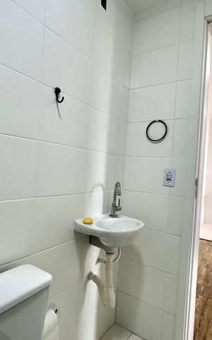 Apartamento à venda com 33m², 2 quartos e sem vaga Apartamento à venda com 33m², 2 quartos e sem vagaBanheiro