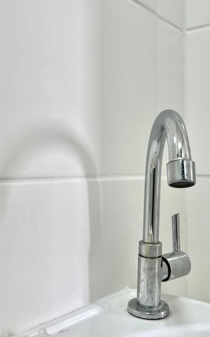 Apartamento à venda com 33m², 2 quartos e sem vaga Apartamento à venda com 33m², 2 quartos e sem vagaBanheiro