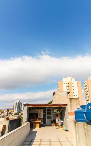 Casa à venda com 150m², 6 quartos e 4 vagas Casa à venda com 150m², 6 quartos e 4 vagasTerraço 2