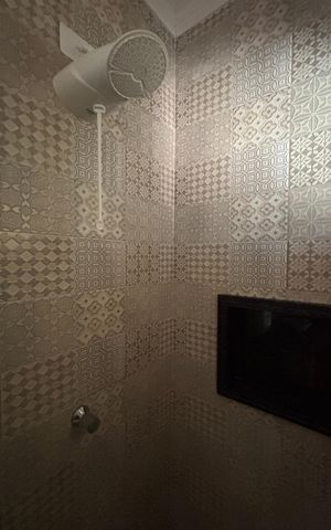 Apartamento à venda com 112m², 2 quartos e 1 vaga Apartamento à venda com 112m², 2 quartos e 1 vagaCobertura - Banheiro