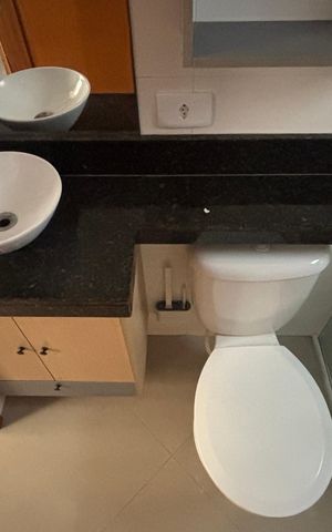 Apartamento à venda com 112m², 2 quartos e 1 vaga Apartamento à venda com 112m², 2 quartos e 1 vagaBanheiro