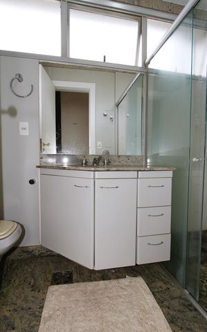 Apartamento à venda com 200m², 4 quartos e 3 vagasBanheiro Social