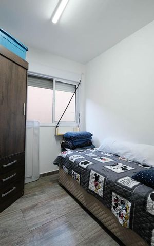 Casa à venda com 244m², 2 quartos e 2 vagasQuarto