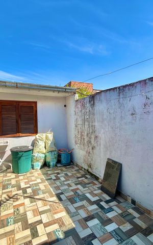 Casa à venda com 59m², 2 quartos e 2 vagas Casa à venda com 59m², 2 quartos e 2 vagasPátio