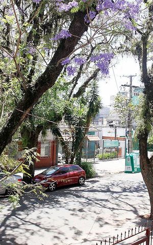 Casa à venda com 250m², 3 quartos e 3 vagasQuarto 1 Suíte Vista