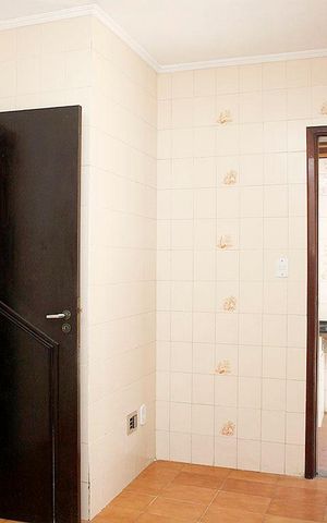 Casa à venda com 250m², 3 quartos e 3 vagasCozinha + Área de Serviço