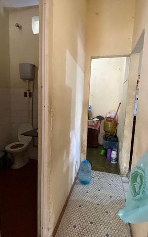 Casa à venda com 200m², 2 quartos e 3 vagas Casa à venda com 200m², 2 quartos e 3 vagasCorredor