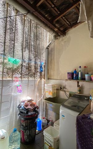 Casa à venda com 200m², 2 quartos e 3 vagas Casa à venda com 200m², 2 quartos e 3 vagasÁrea de Serviço
