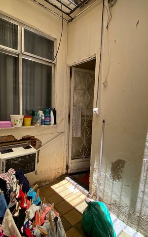 Casa à venda com 200m², 2 quartos e 3 vagas Casa à venda com 200m², 2 quartos e 3 vagasÁrea de Serviço