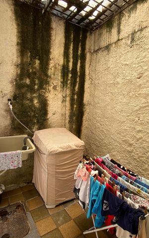 Casa à venda com 200m², 2 quartos e 3 vagas Casa à venda com 200m², 2 quartos e 3 vagasÁrea de Serviço
