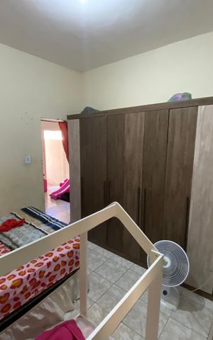 Casa à venda com 200m², 2 quartos e 3 vagas Casa à venda com 200m², 2 quartos e 3 vagasQuarto