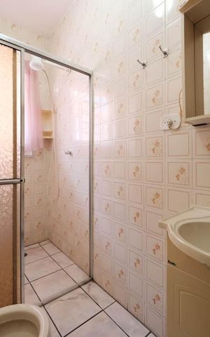 Casa à venda com 250m², 8 quartos e sem vagaBanheiro