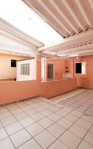Casa à venda com 250m², 8 quartos e sem vagaÁrea de Serviço