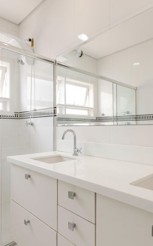 Casa à venda com 197m², 3 quartos e 2 vagas Casa à venda com 197m², 3 quartos e 2 vagasBanheiro da Suíte 3