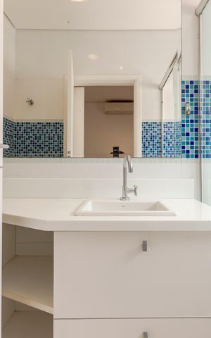 Casa à venda com 197m², 3 quartos e 2 vagas Casa à venda com 197m², 3 quartos e 2 vagasBanheiro da Suíte 2
