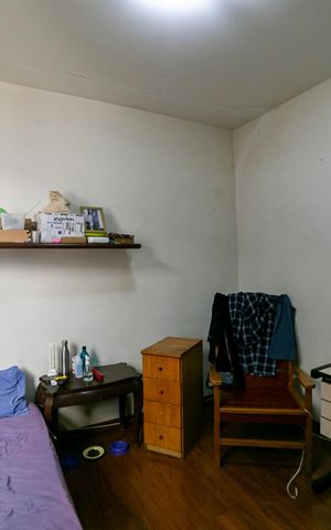 Casa à venda com 1148m², 3 quartos e 4 vagas Casa à venda com 1148m², 3 quartos e 4 vagasQuarto 2